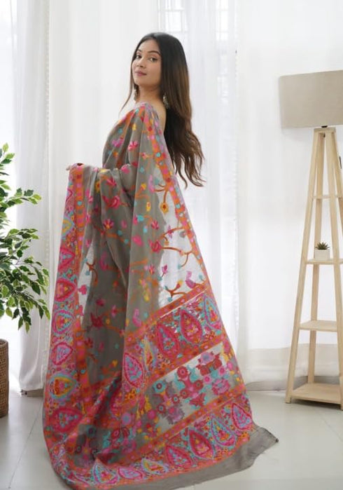 Vasthrlay Kanjivaram Saree