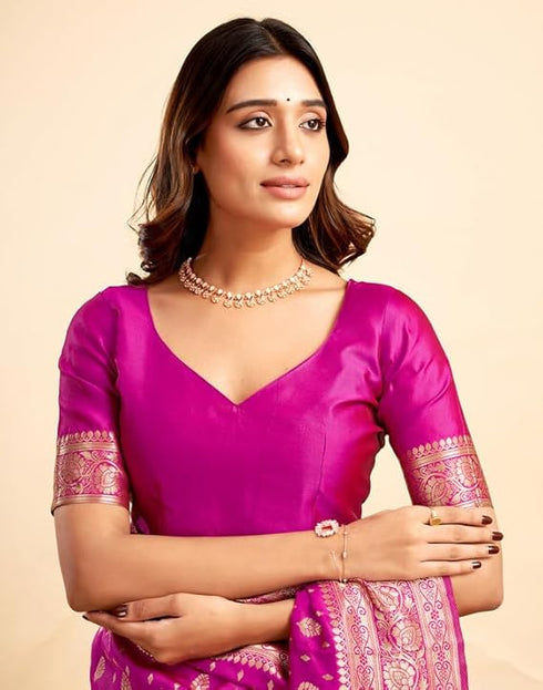 Vasthrlay Jacquard Kanjivaram Unstitched Light Green Saree