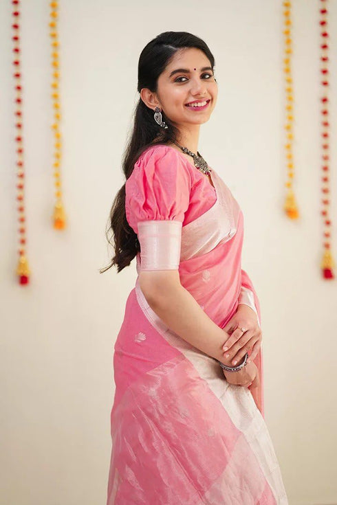 Vasthrlay Kanjivaram Unstitched Saree