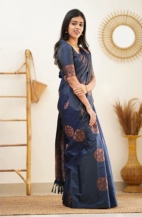 Vasthrlay Kanjivaram Unstitched Saree
