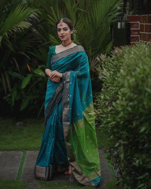 Vasthrlay Kanjivaram Saree