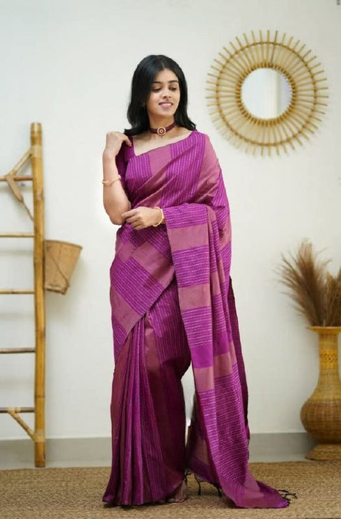 Vasthrlay Banarasi Saree