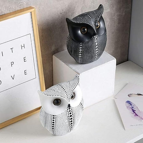 Lucky Owl Handicraft Resin Art Figure Showpiece