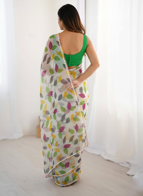 Vasthrlay Chiffon Unstitched Saree