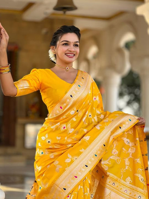 Vasthrlay Jacquard Unstitched Saree