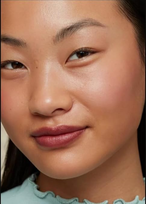 The Body Shop Freestyle MultiTasking Crayons Grow