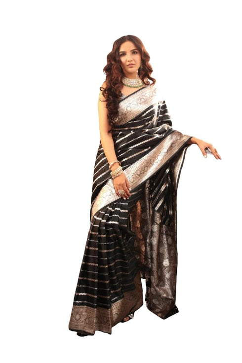 Vasthrlay Jacquard Stripes Designer Festival