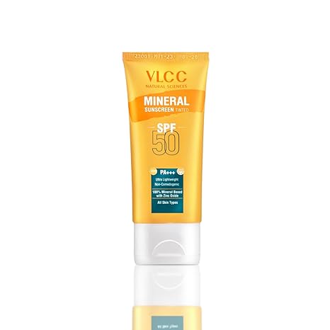 VLCC Mineral Sunscreen Tinted SPF 50 PA+++