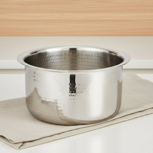 Vinod Claro Heavy Gauge Stainless Steel Hammered Tope 1.5 mm Capacity 900 ml