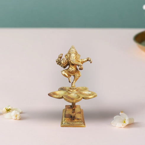 Brass Table Oil Lamp Deepak 0.89Kg