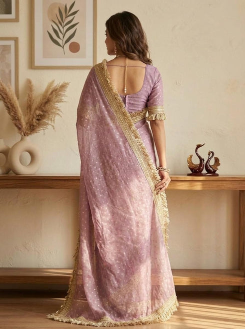 Vasthrlay Border Saree