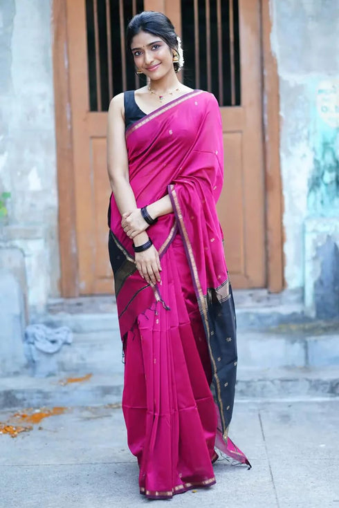 Vasthrlay Banarasi Unstitched Saree