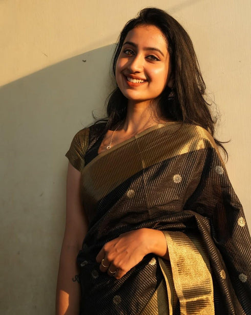 Vasthrlay Lavender Kanjivaram Saree