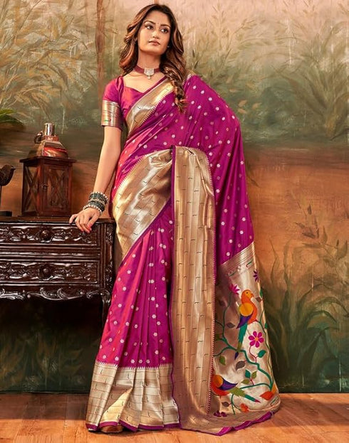 Vasthrlay Paithani Jacquard Unstitched Dark Green Saree