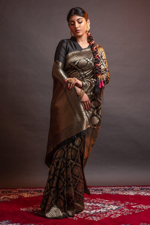 Vasthrlay Banarasi Unstitched Saree
