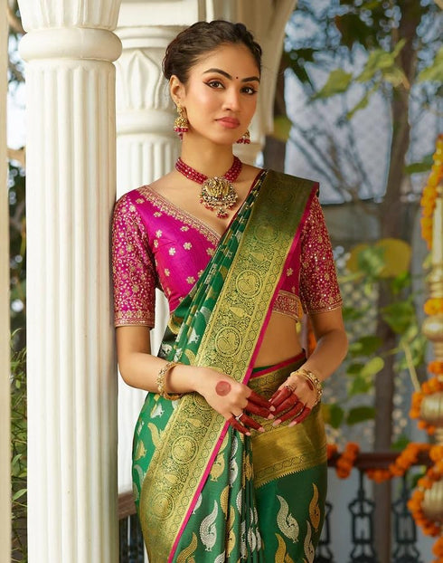 Vasthrlay Kanjivaram Woven Saree
