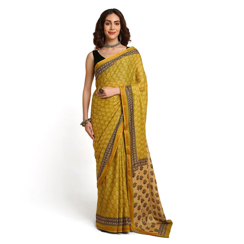 Vasthrlay Lightweight Breathable Traditional Printed Saree