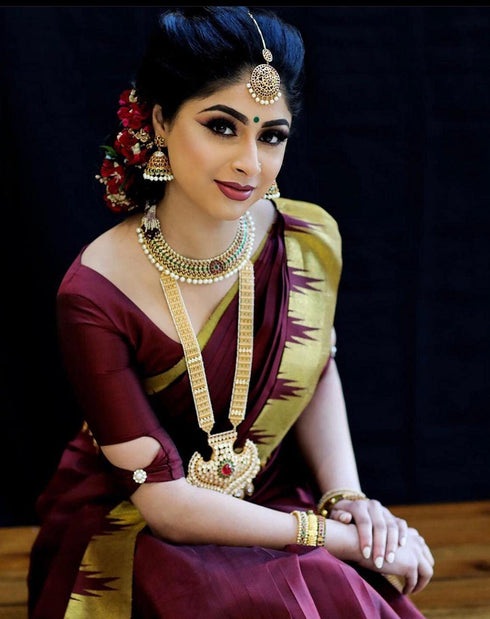 Vasthrlay Banarasi Unstitched Saree