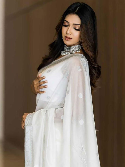 Vasthrlay Banarasi Kanchipuram Saree