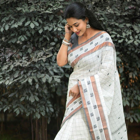 Vasthrlay Kanjivaram Saree