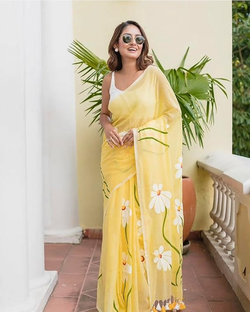 Vasthrlay Linen Cotton saree with digital floral print