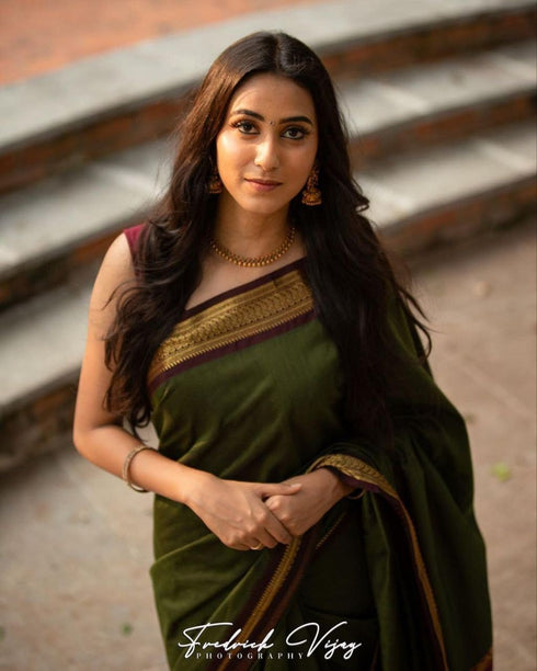 Vasthrlay Banarasi Traditional Saree
