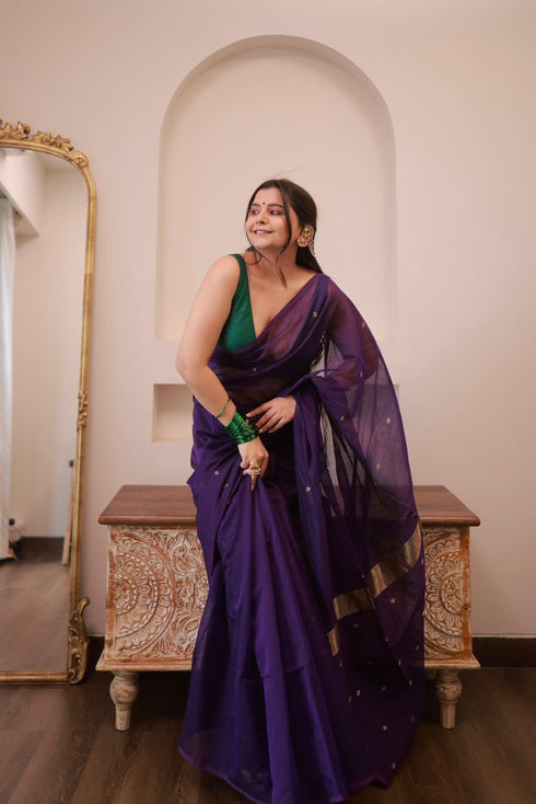 Vasthrlay Silver Unstitched Saree