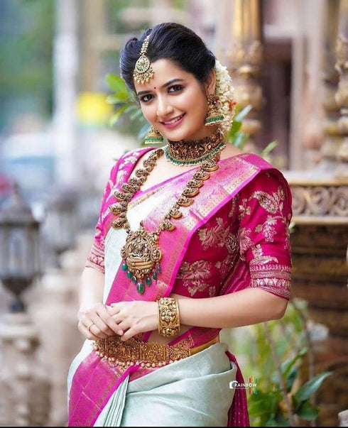 Vasthrlay Banarasi Festive Saree