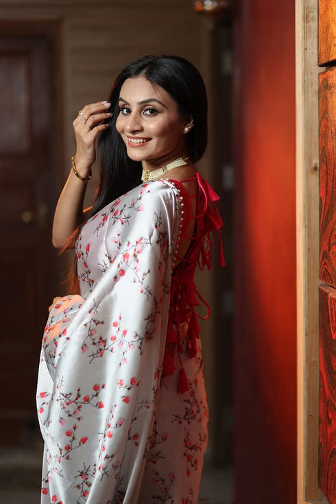 Vasthrlay Saree