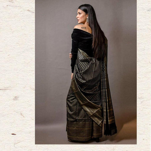 Vasthrlay Black Kanjivaram Saree