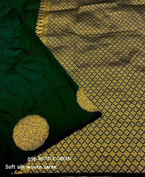Vasthrlay Traditional Unstitched Saree