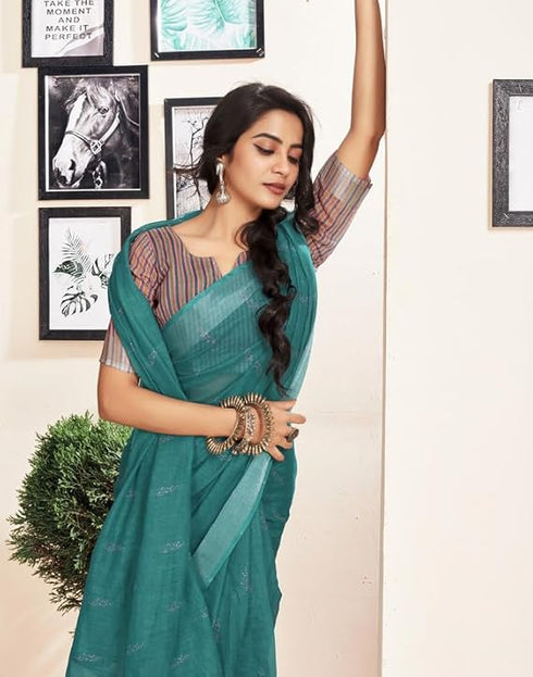 Vasthrlay Printed Pleated Unstitched White Saree