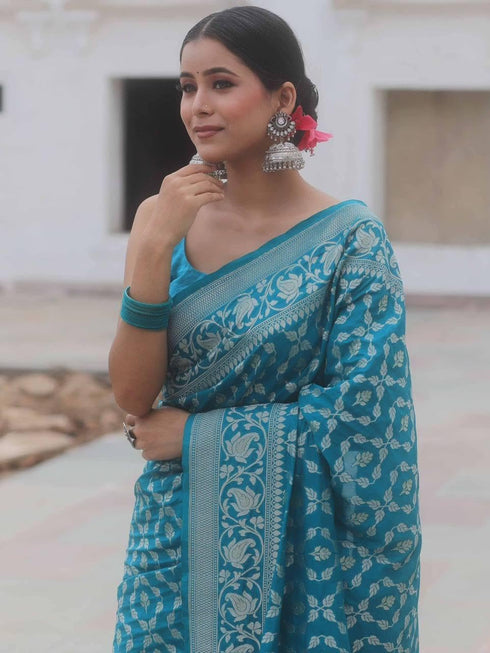 Vasthrlay Banarasi Unstitched Saree