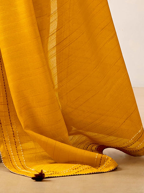 Vasthrlay Embroidery Peach Saree