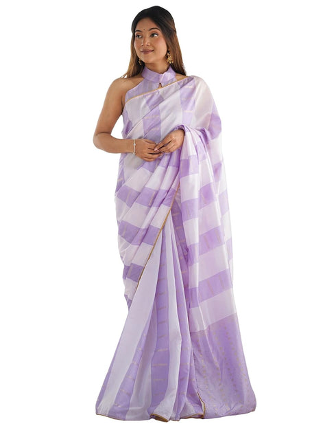 Vasthrlay Embroidery Scalloped Lavender Saree With Unstitched Blouse Piece