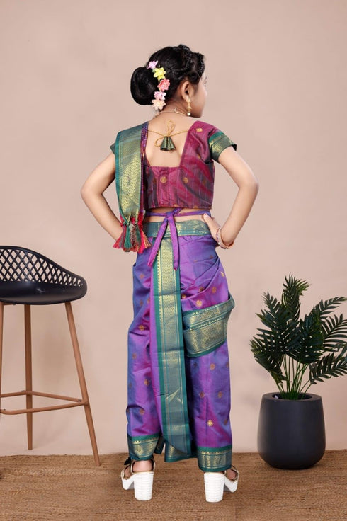 Vasthrlay Beautiful Gorgeous Maharashtrian Traditional