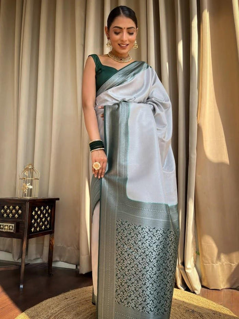 Vasthrlay Kanjivaram Saree