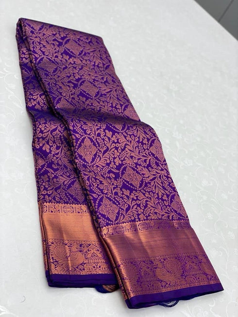 Vasthrlay Banarasi Saree