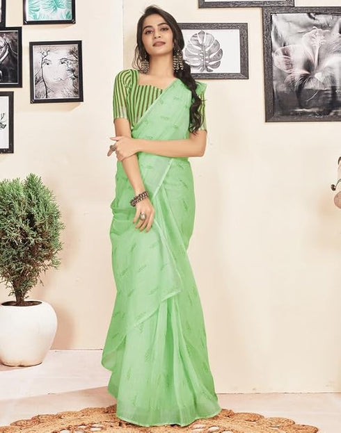 Vasthrlay Printed Pleated Unstitched White Saree