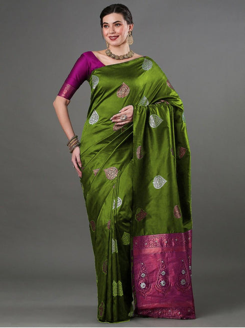 Vasthrlay Banarasi Saree