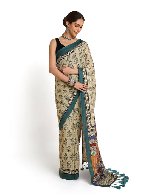 Vasthrlay Lightweight Breathable Traditional Printed Saree