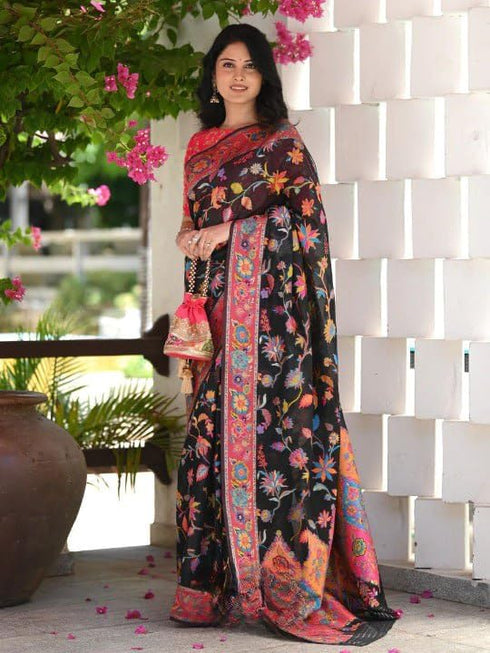 Vasthrlay Unstitched Saree