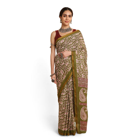 Vasthrlay Lightweight Breathable Traditional Printed Saree