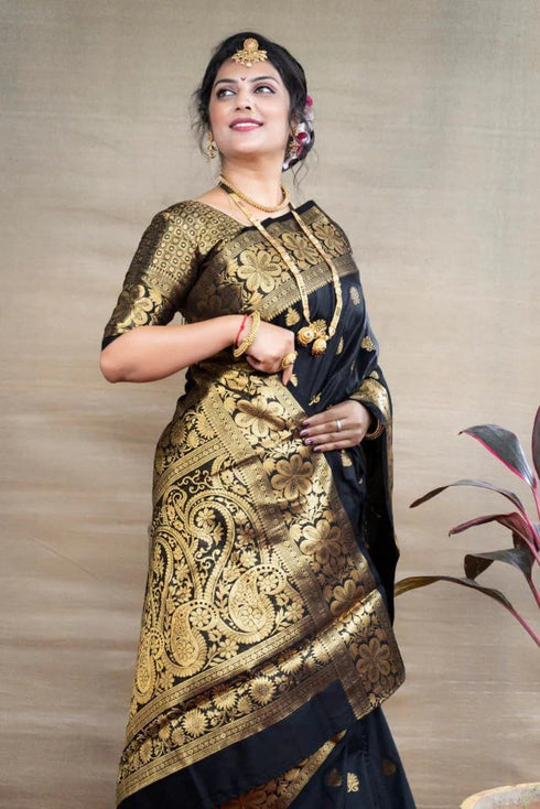 Vasthrlay Banarasi Unstitched Saree