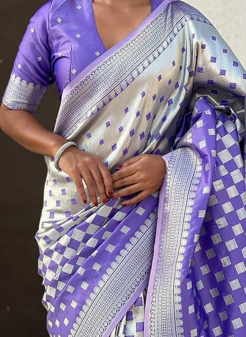 Vasthrlay Banarasi Unstitched Saree
