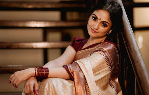 Vasthrlay Banarasi Border Saree