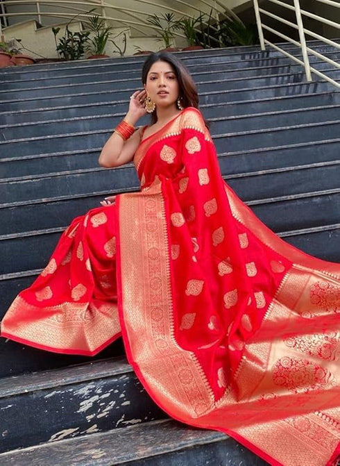 Vasthrlay Banarasi Kanjivaram Collections Wedding Saree With Blouse Piece