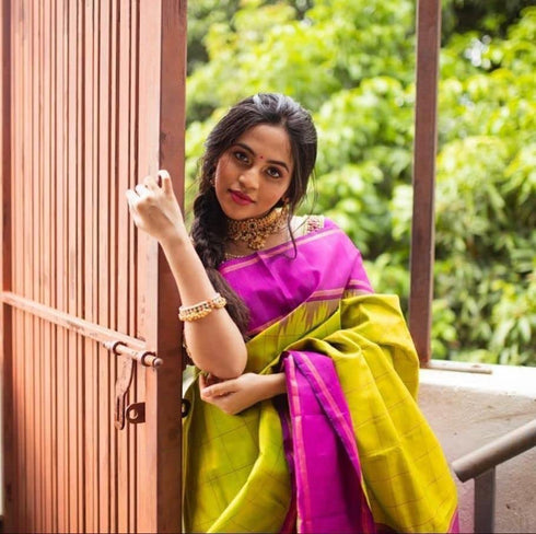 Vasthrlay Banarasi Saree
