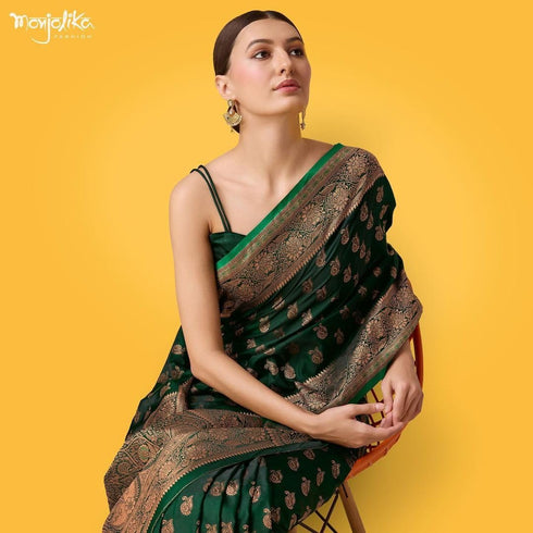 Vasthrlay Traditional Unstitched Saree