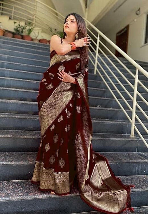 Vasthrlay Banarasi Kanjivaram Collections Wedding Saree With Blouse Piece